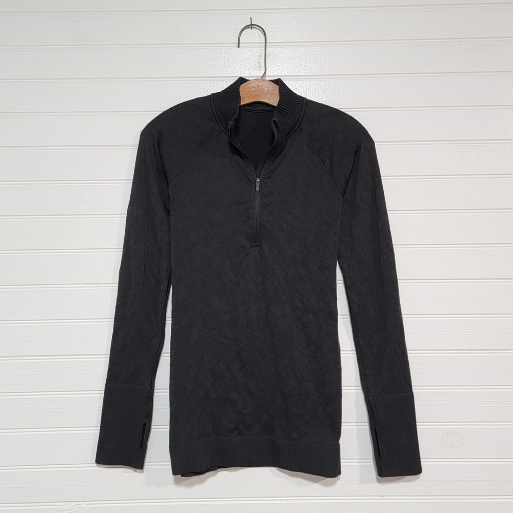 Lululemon Rest Less‎ Half Zip Size 6 Seamless Running Base Layer Black Textured